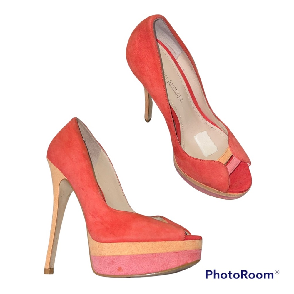 ENZO ANGIOLINI Suede Peep Toe Pumps